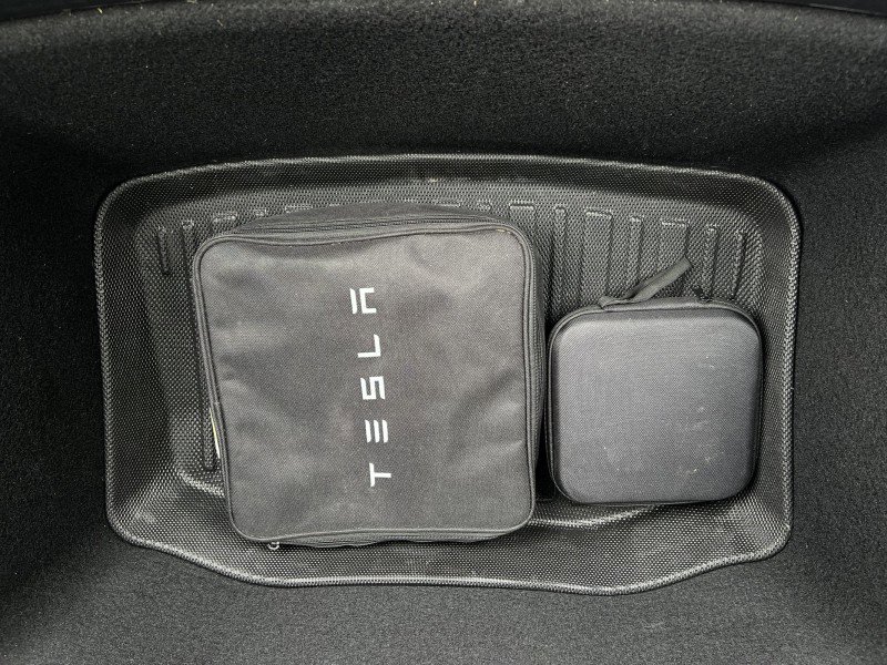 Used 2022 Tesla Model 3 Performance image 42