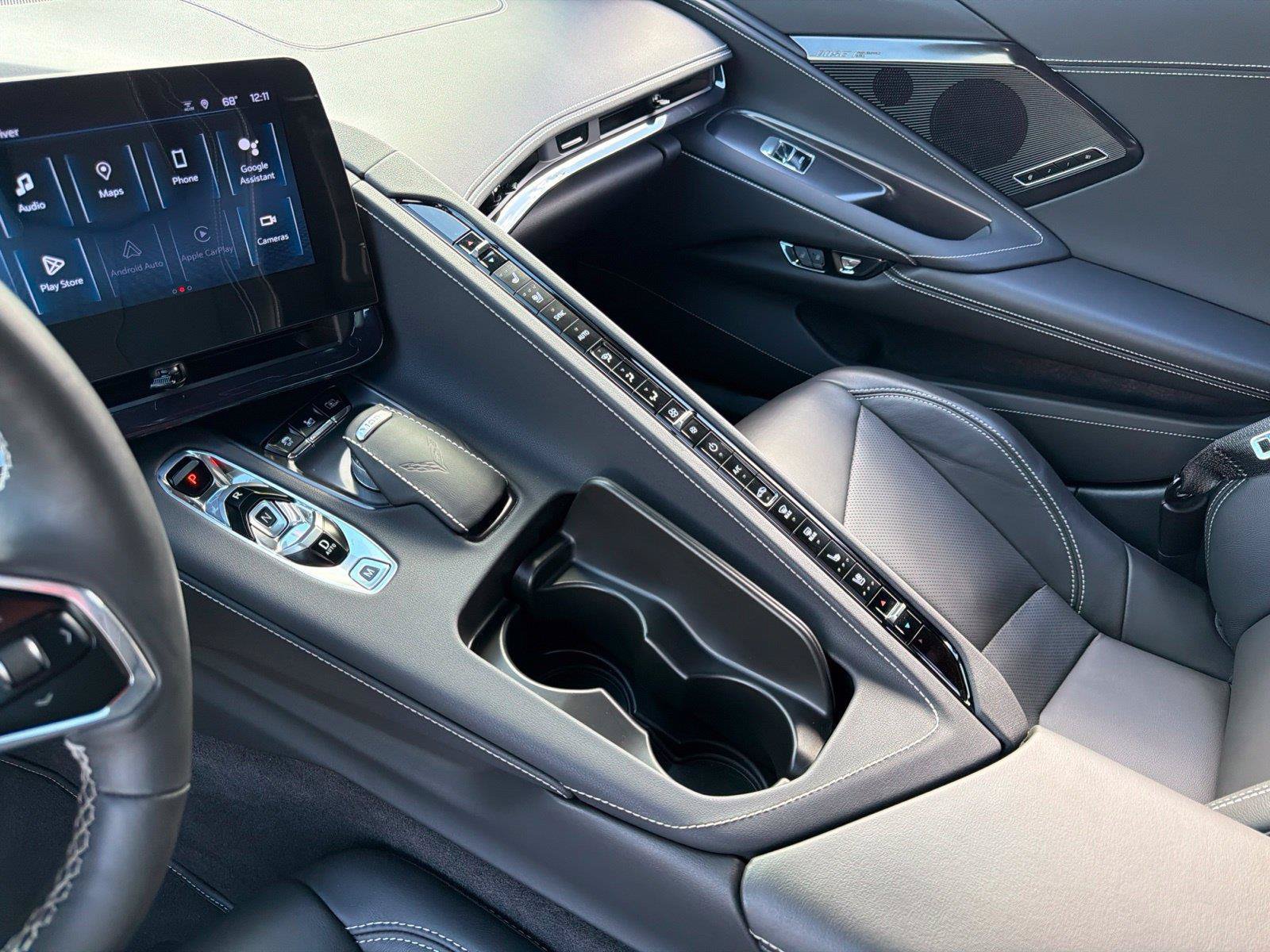 Used 2024 Chevrolet Corvette Stingray Preferred Conv w/ Z51 Performance Package RWD image 21