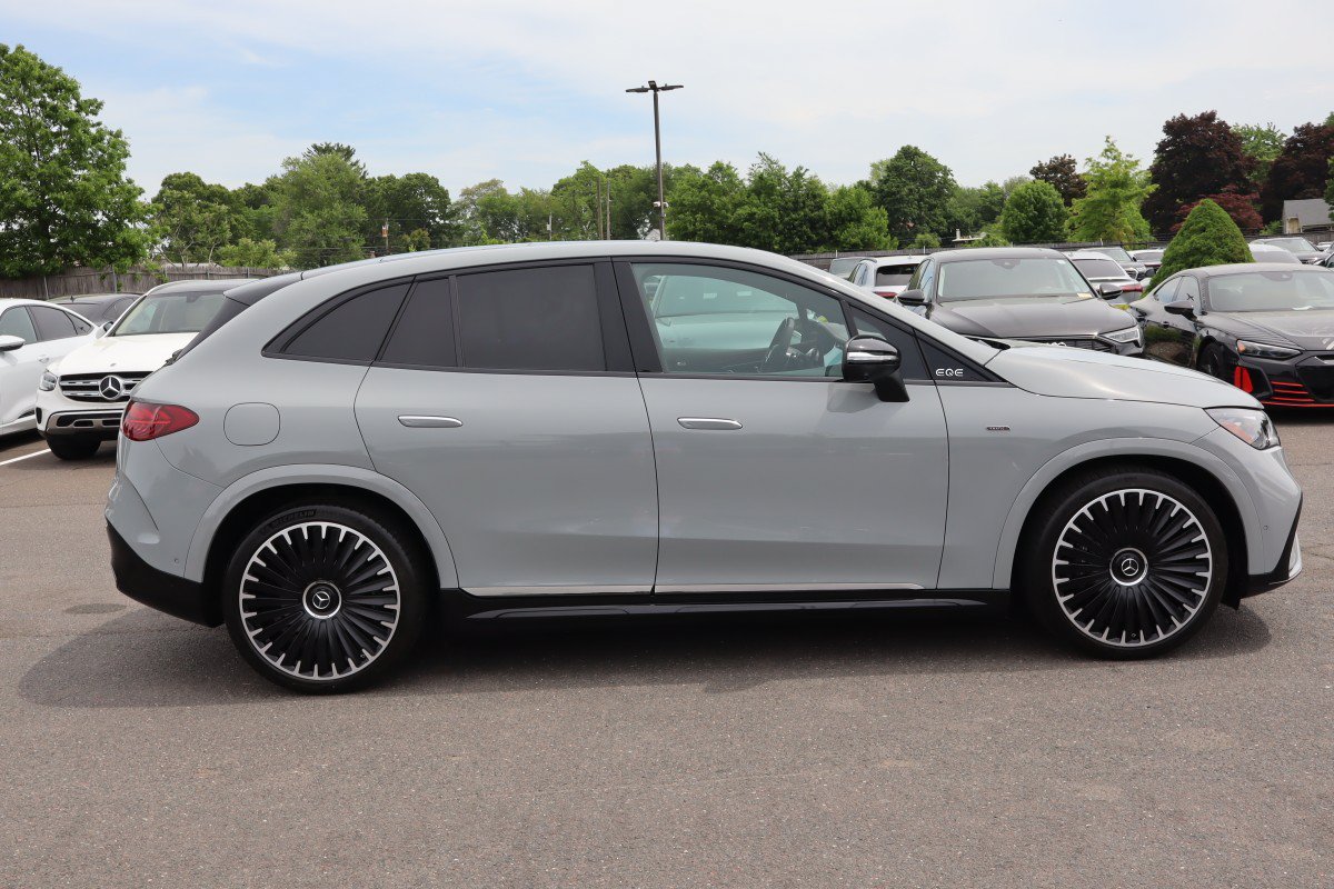Used 2024 Mercedes-Benz EQE AMG 4MATIC SUV w/ Pinnacle Trim Package image 5