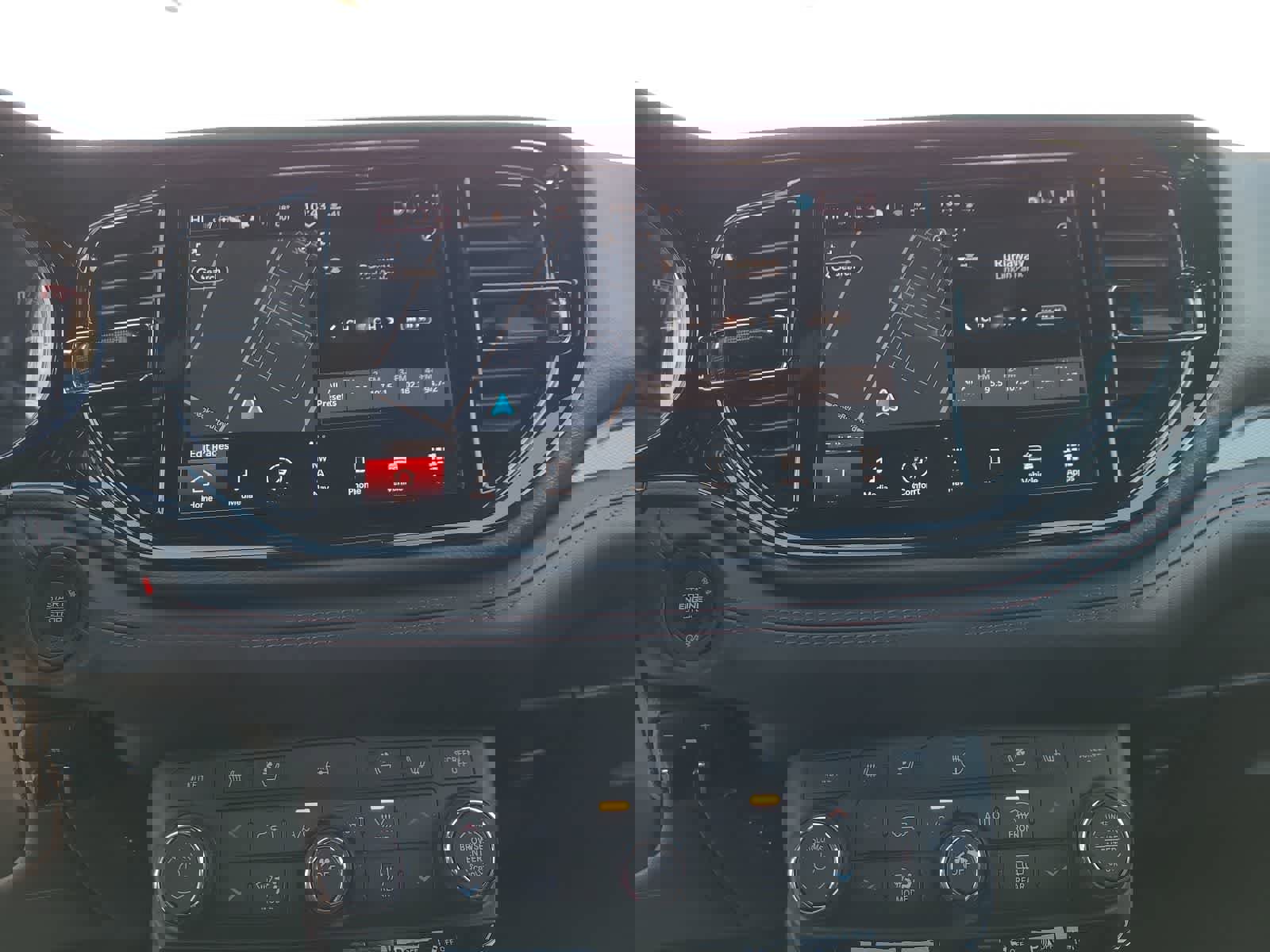 Used 2025 Dodge Durango GT image 24