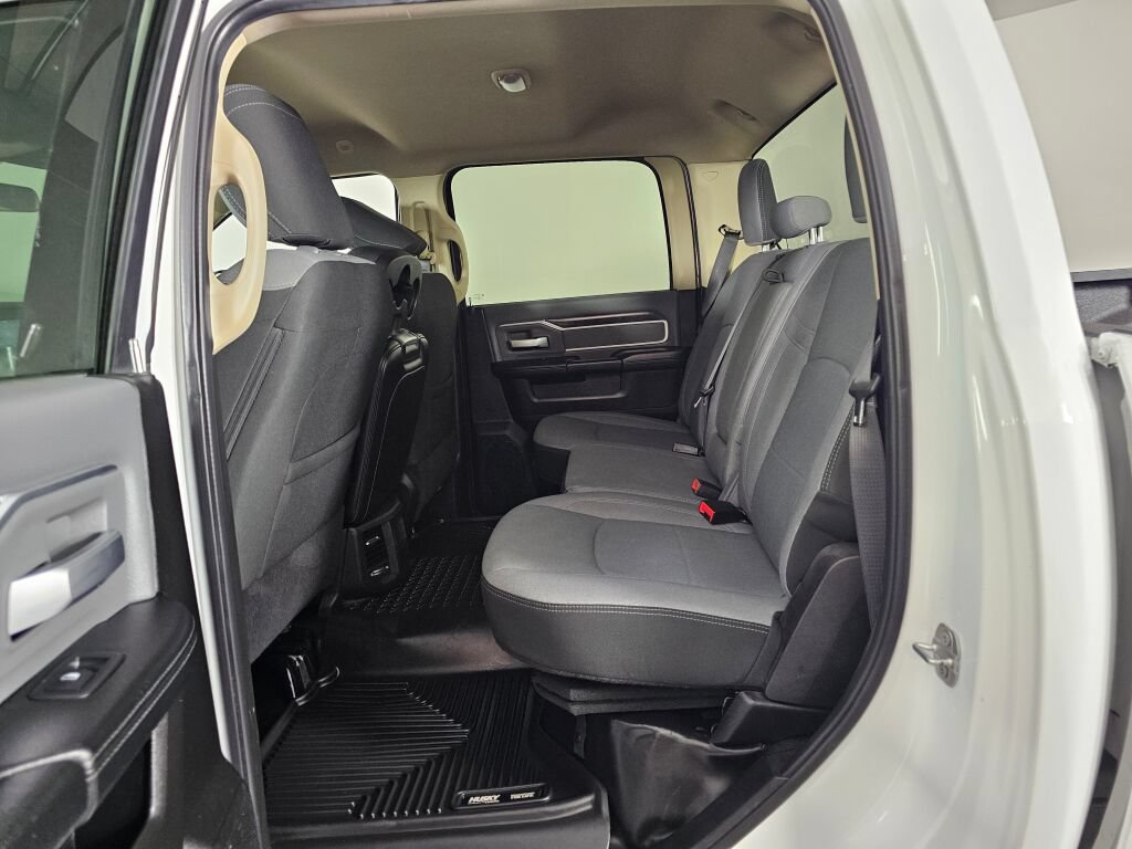 Used 2019 RAM 3500 Big Horn w/ Protection Group AWD/4WD image 32