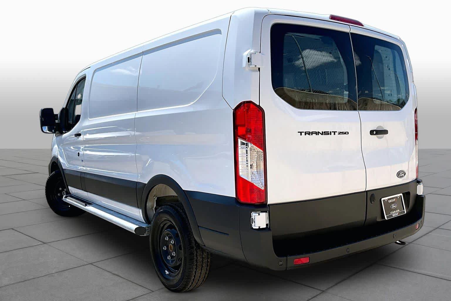 Used 2026 Ford Transit 250 Low Roof w/ Exterior Upgrade Package RWD image 12