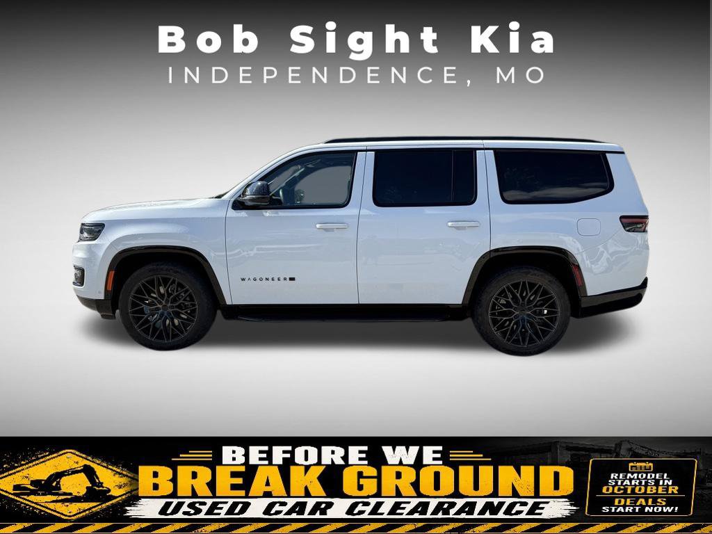 Used 2023 Jeep Wagoneer Series II AWD/4WD image 6