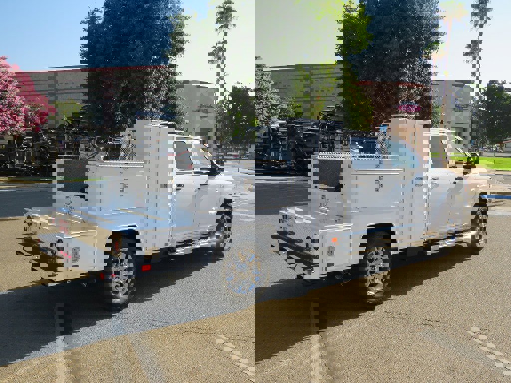 New 2022 RAM 3500 Tradesman w/ Chrome Appearance Group image 36