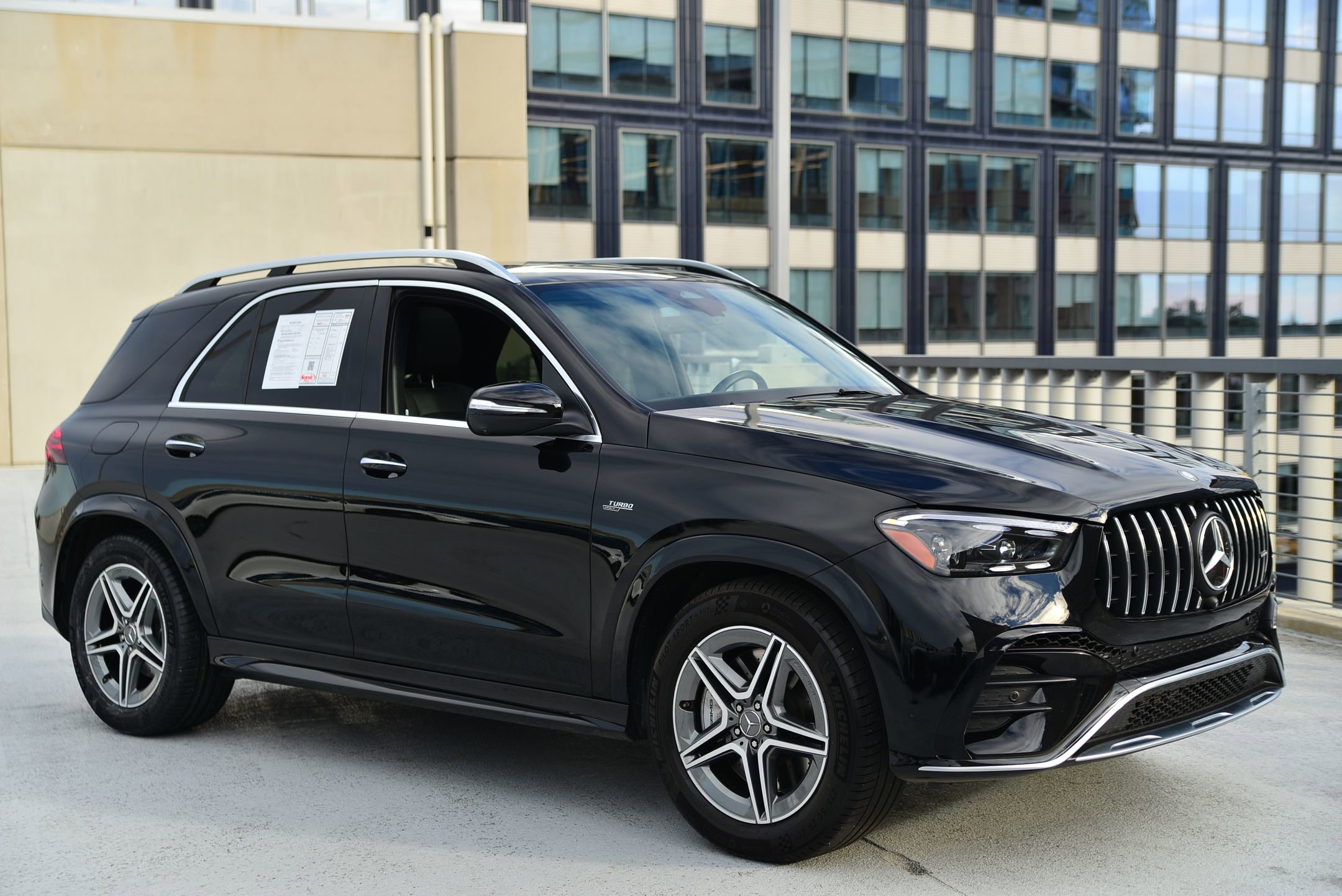 Used 2025 Mercedes-Benz GLE 53 AMG 4MATIC image 7