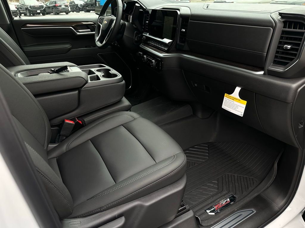 New 2026 Chevrolet Silverado 1500 LT image 15