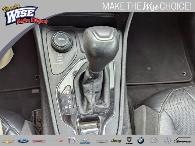 Used 2020 Jeep Cherokee Limited image 18