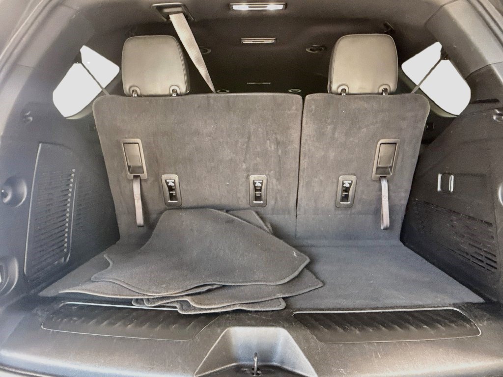 Used 2024 GMC Yukon SLT RWD image 34