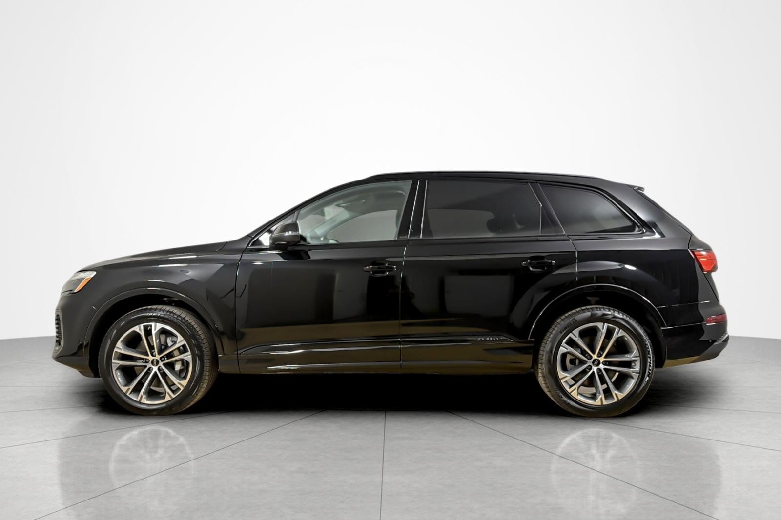 New 2026 Audi Q7 2.0T Premium AWD/4WD image 3