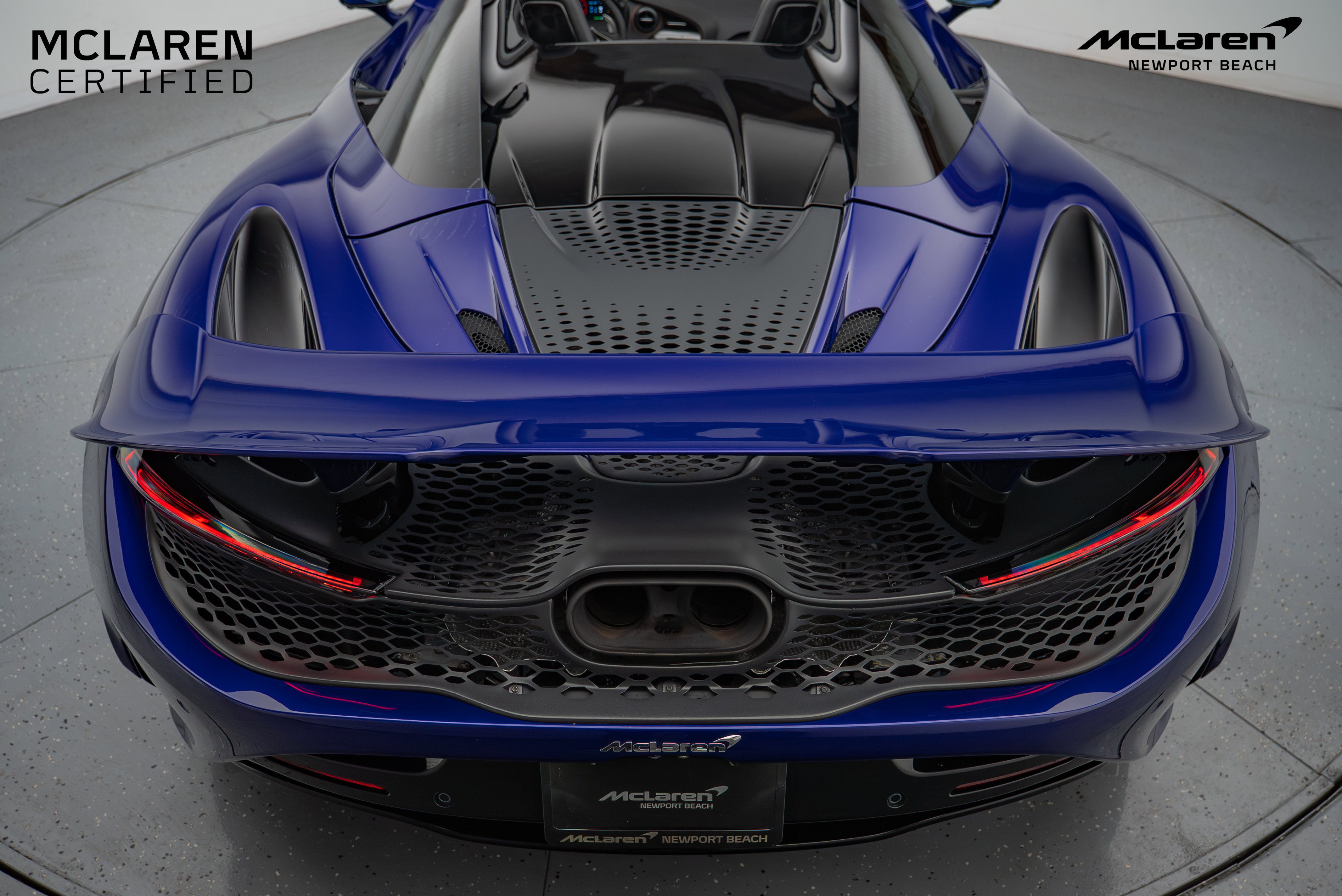 Used 2025 McLaren 750S Spider RWD image 35