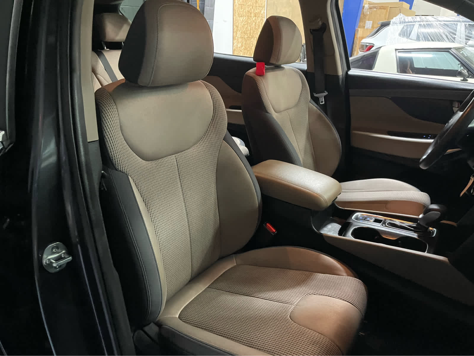 Used 2020 Hyundai Santa Fe SE w/ Cargo Package AWD/4WD image 13