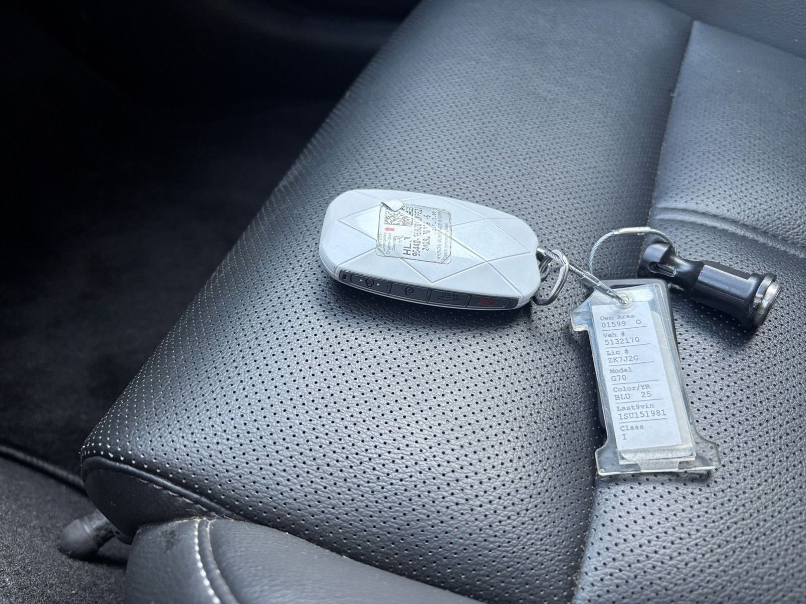 Used 2025 Genesis G70 2.5T image 22