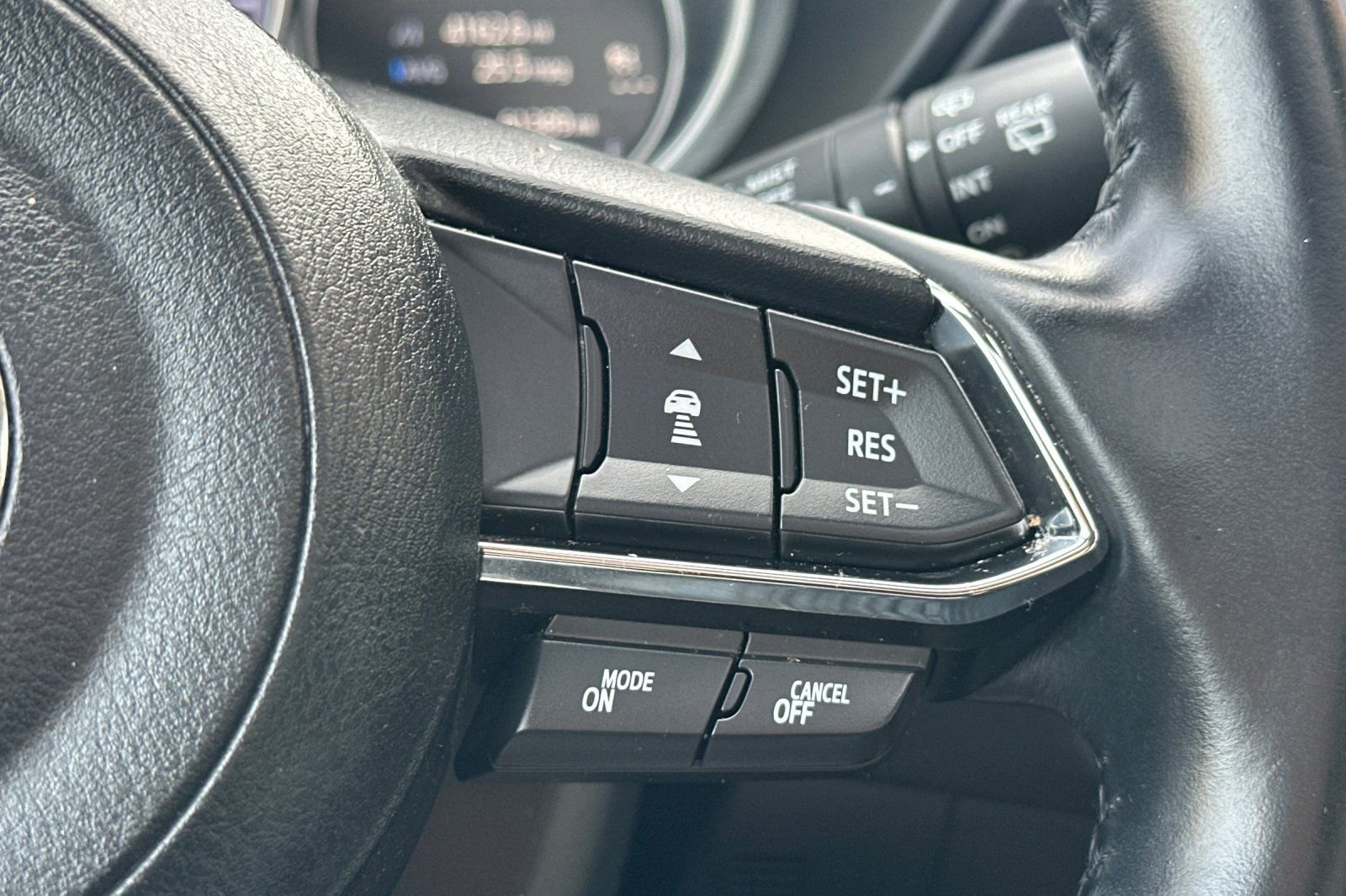 Used 2018 MAZDA CX-5 Touring w/ Preferred Equipment Package FWD image 34