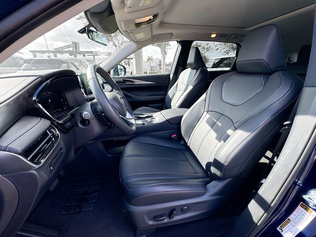 Certified 2026 INFINITI QX60 Pure w/ Cargo Package image 23