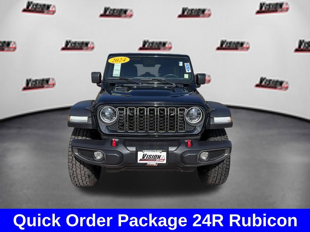 Used 2024 Jeep Wrangler Unlimited Rubicon AWD/4WD image 2