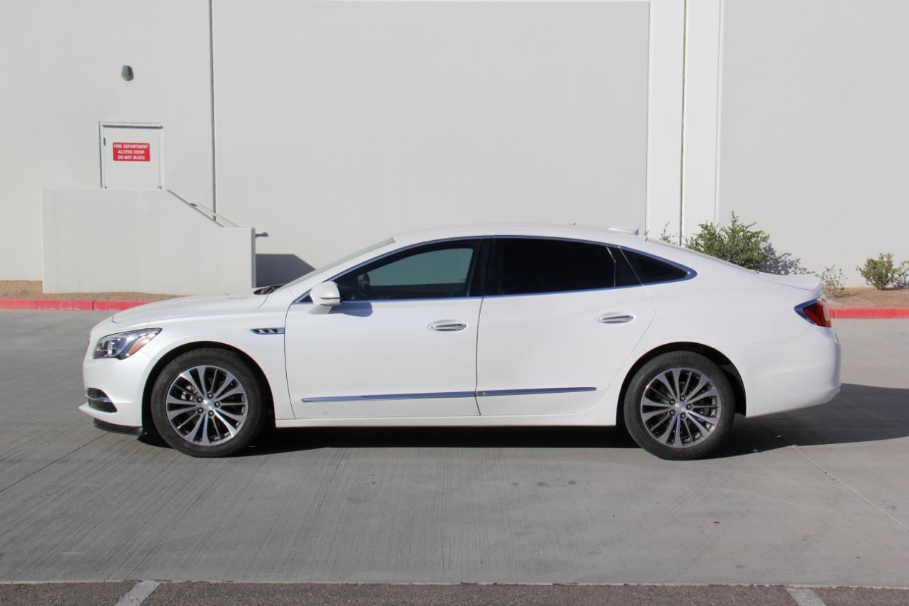 Used 2018 Buick LaCrosse Premium FWD image 9