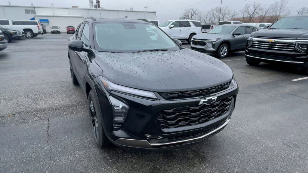 New 2026 Chevrolet Trax ACTIV w/ Sunroof Package image 4