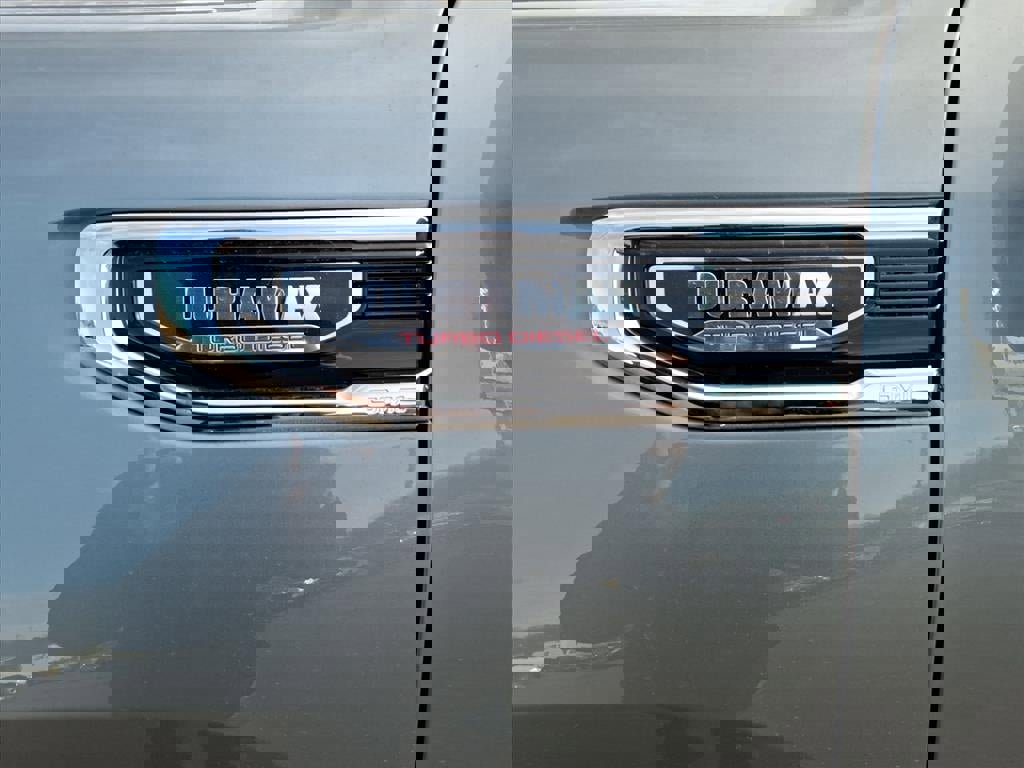 New 2026 GMC Sierra 1500 SLT w/ SLT Premium Package image 12