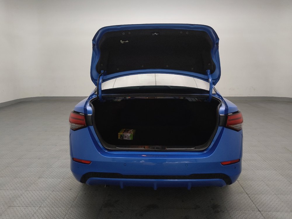 Used 2025 Nissan Sentra SV FWD image 29