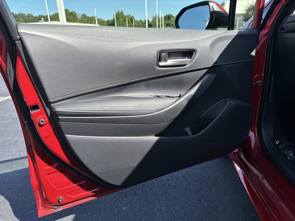 Used 2023 Toyota Corolla SE FWD image 24