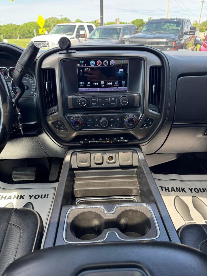Used 2018 Chevrolet Silverado 3500 High Country w/ Duramax Plus Package AWD/4WD image 11