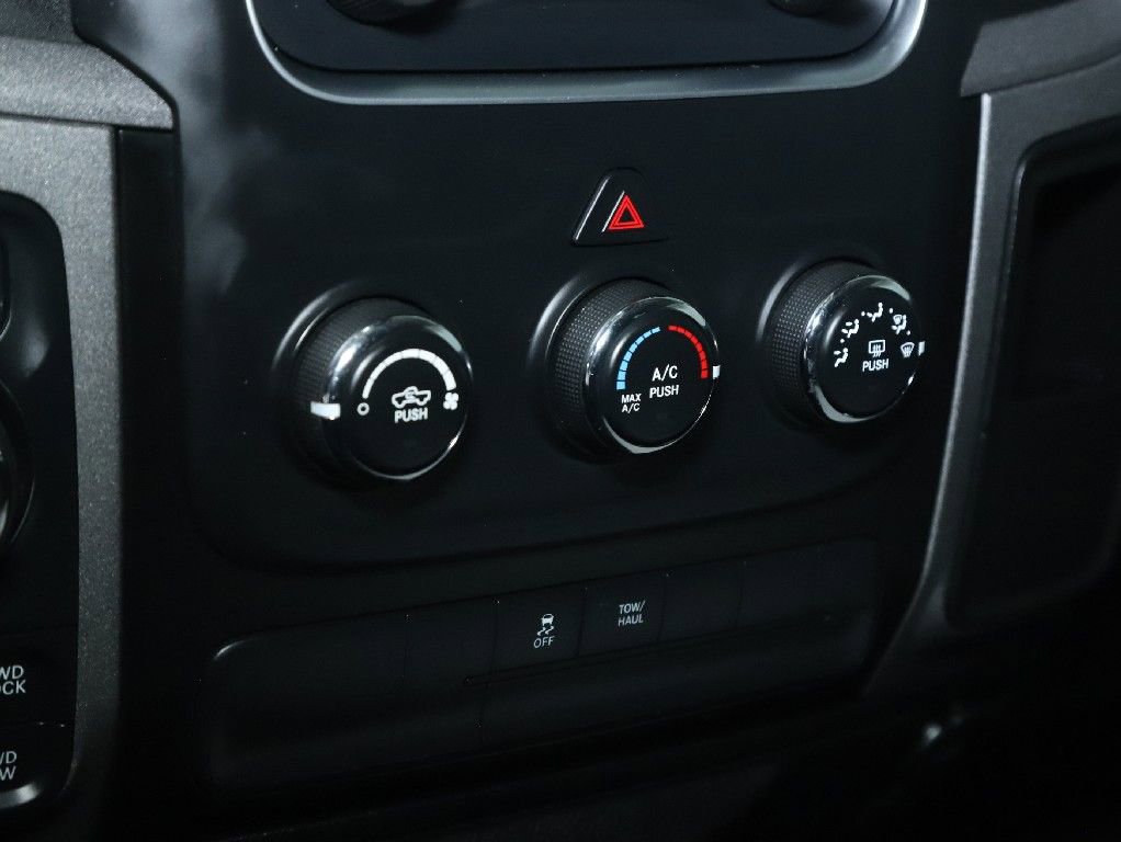 Used 2017 RAM 1500 Express w/ Express Value Package image 26