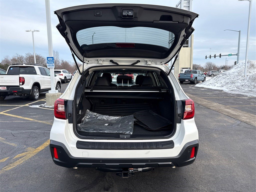 Used 2018 Subaru Outback 3.6R Limited image 14