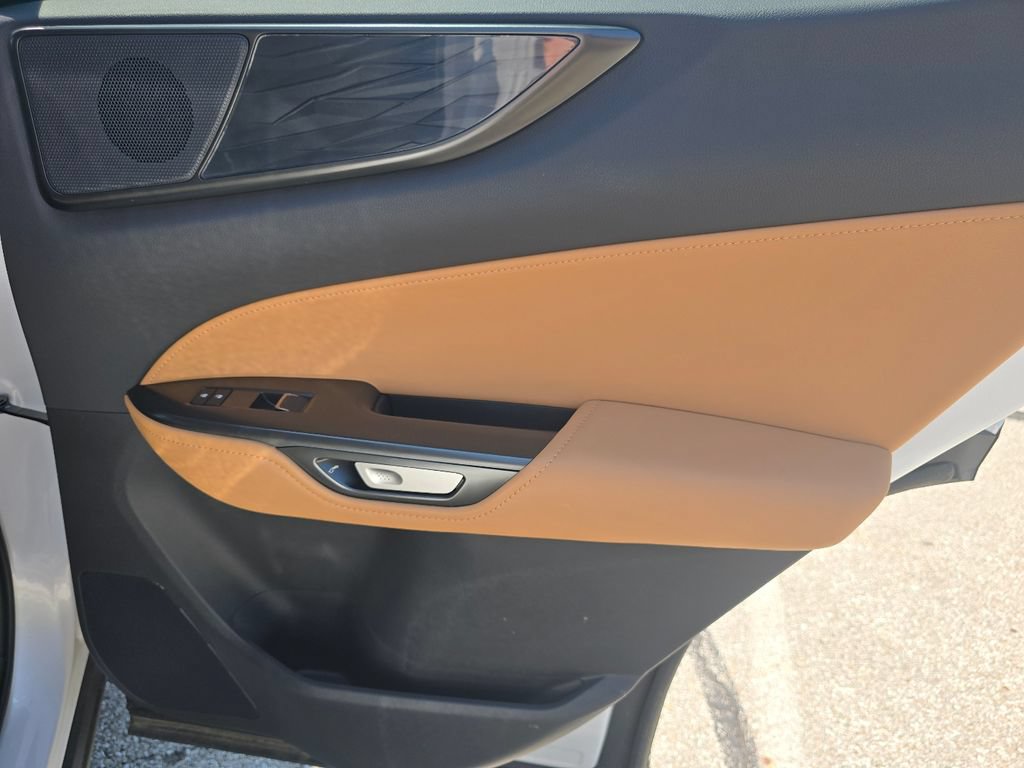 Used 2025 Lexus NX 250 AWD w/ Accessory Package (2T) image 24