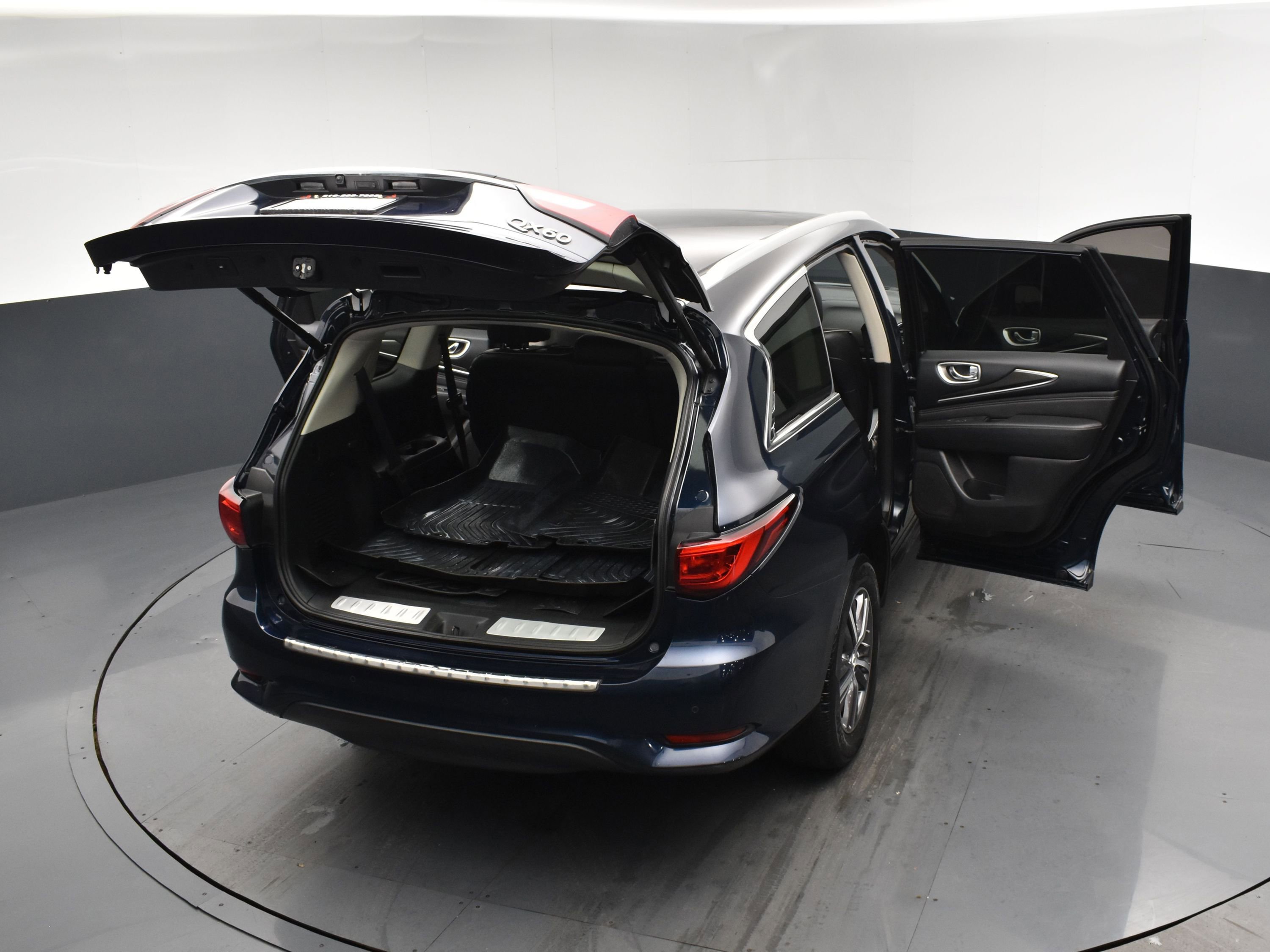 Used 2019 INFINITI QX60 Luxe w/ Essential Package image 23