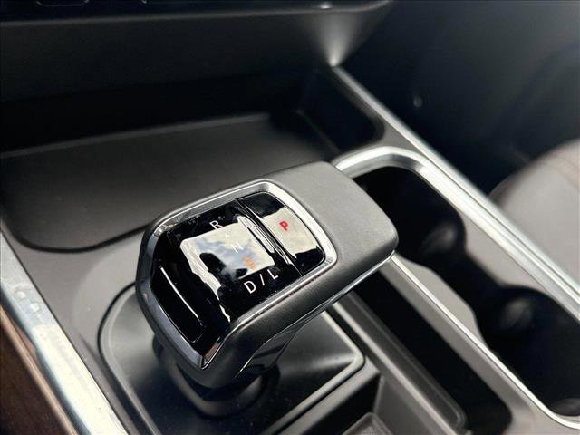 Used 2024 Chevrolet Silverado 1500 High Country w/ High Country Premium Package image 13