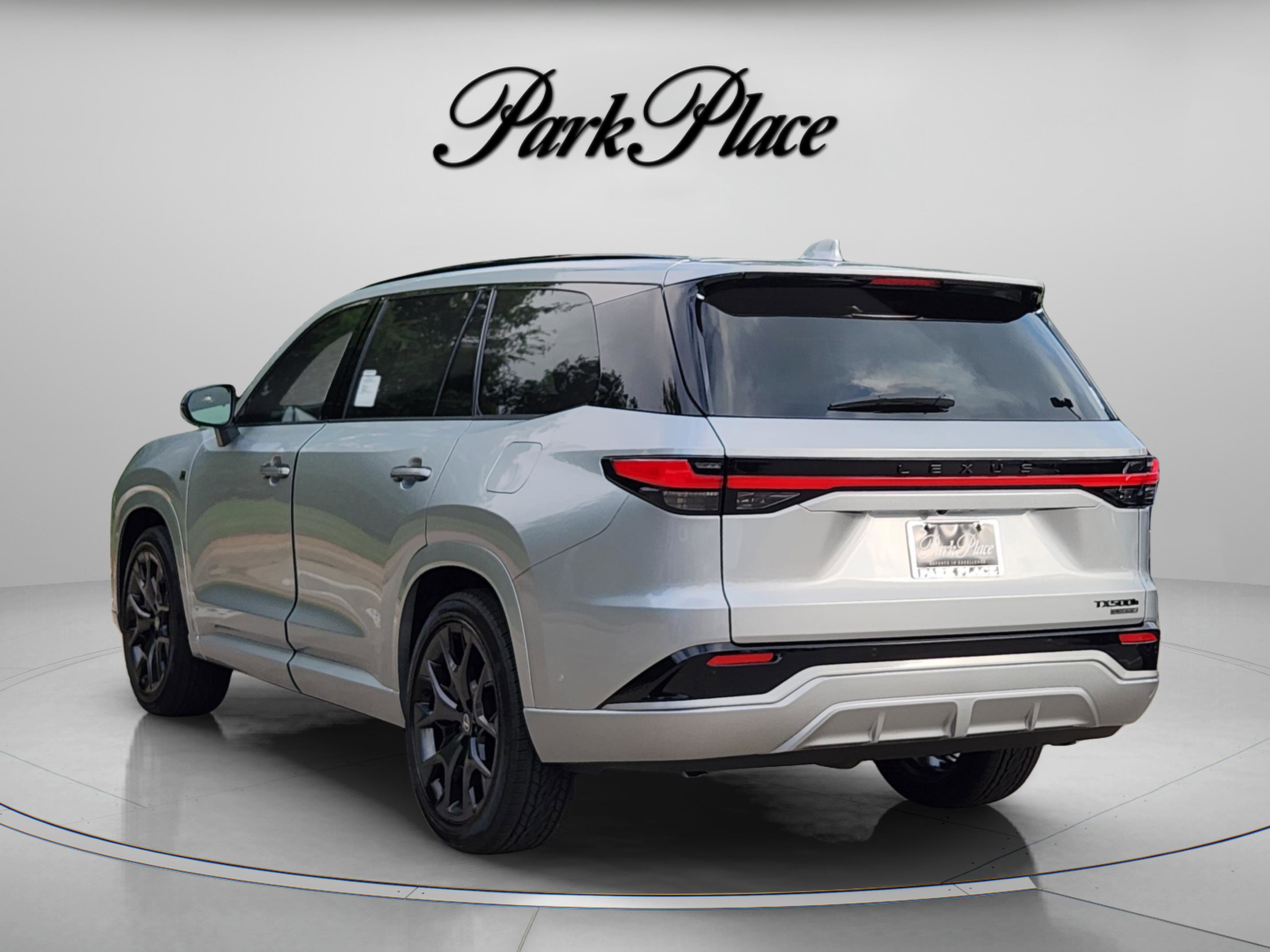 New 2026 Lexus TX 500h AWD image 3