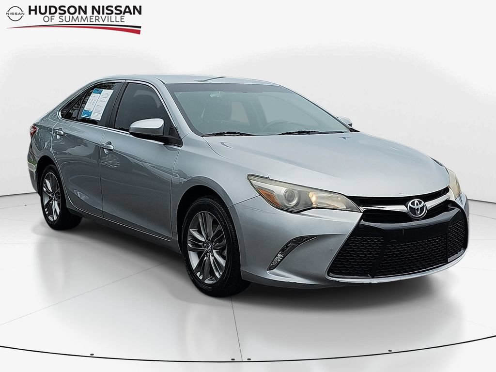 Used 2016 Toyota Camry SE FWD image 1