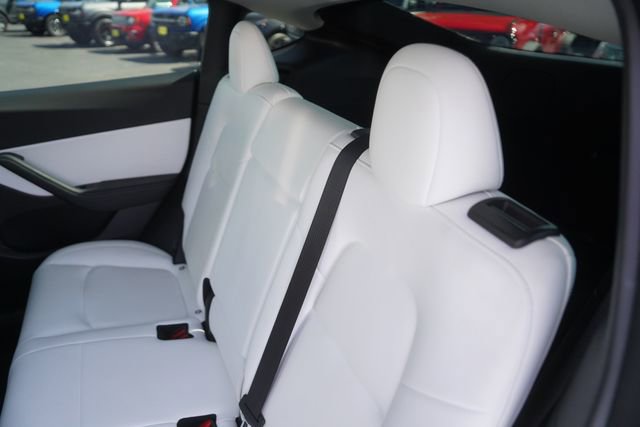 Used 2022 Tesla Model Y Performance image 14
