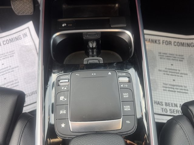 Used 2022 Mercedes-Benz GLB 250 4MATIC image 18