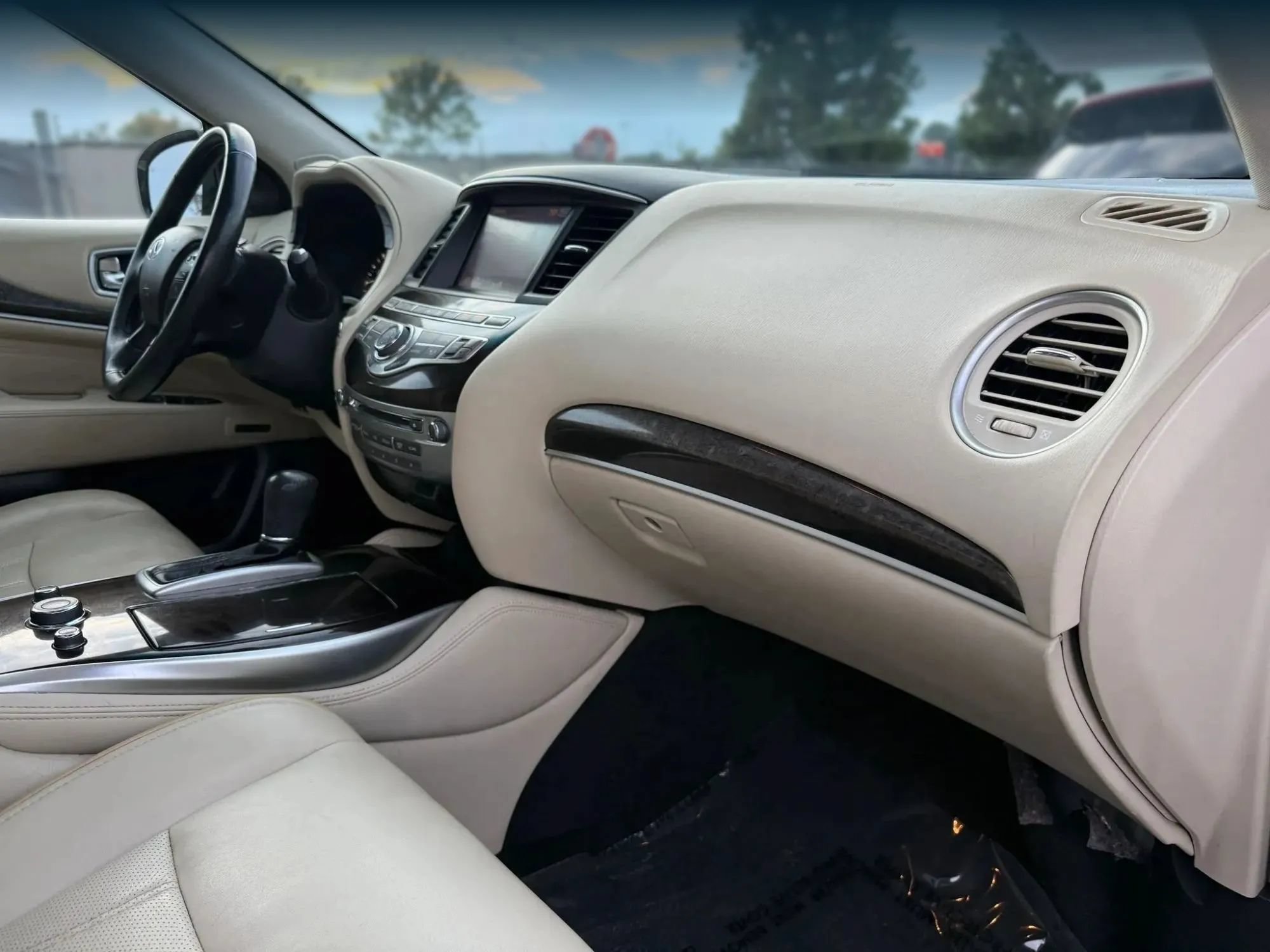 Used 2015 INFINITI QX60 Luxe w/ Premium Plus Package AWD/4WD image 17