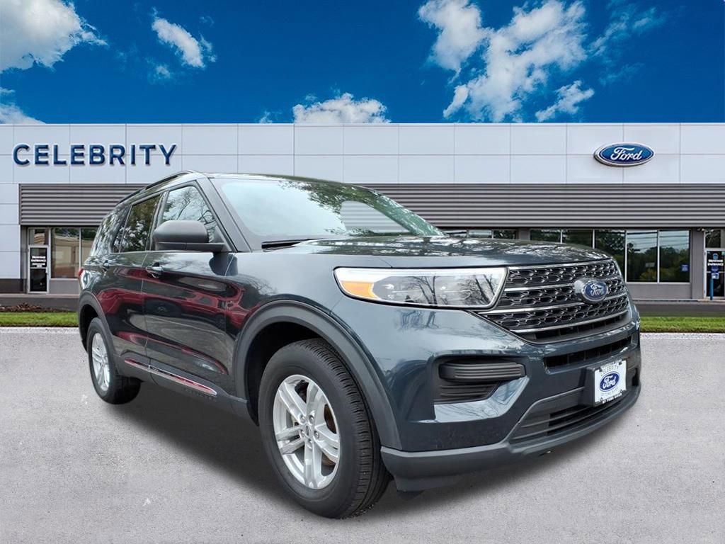 Certified 2023 Ford Explorer XLT image 1