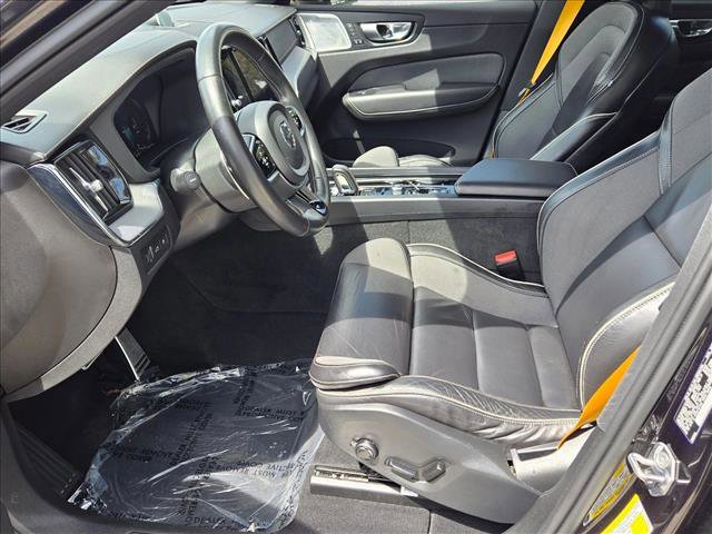 Used 2020 Volvo XC60 T8 Polestar w/ Protection Package Premier image 14