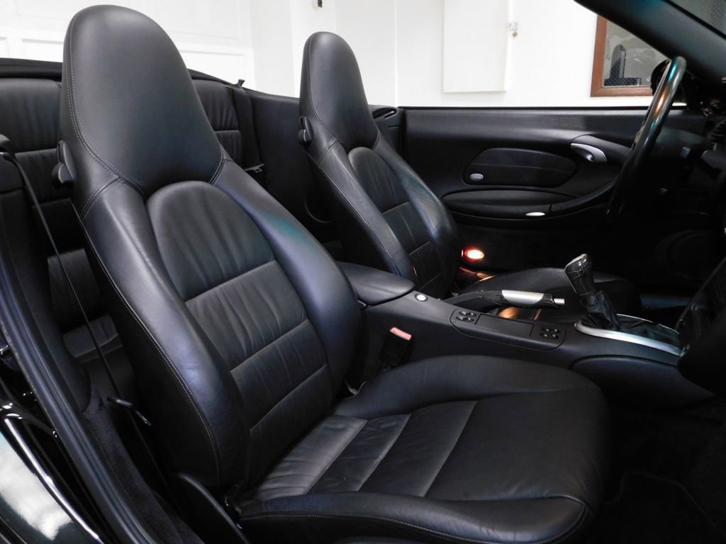 Used 2004 Porsche 911 Carrera RWD image 93