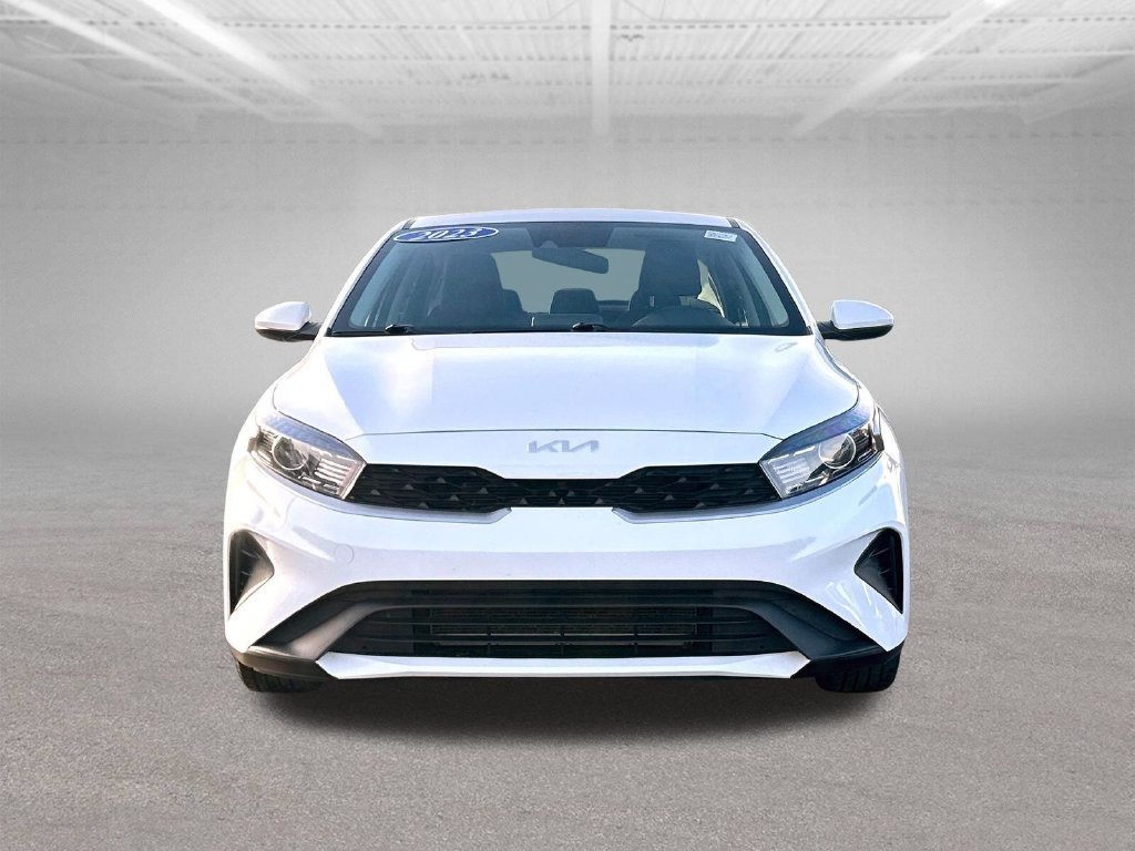 Used 2023 Kia Forte LXS FWD image 3