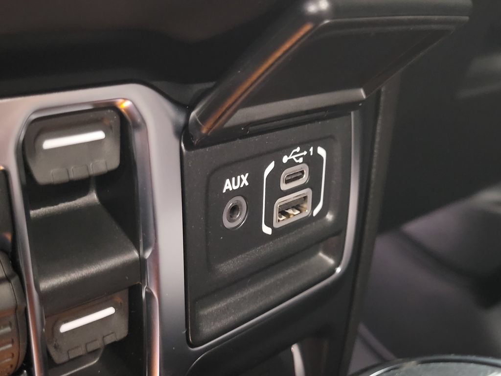 New 2026 Jeep Gladiator Mojave AWD/4WD image 14