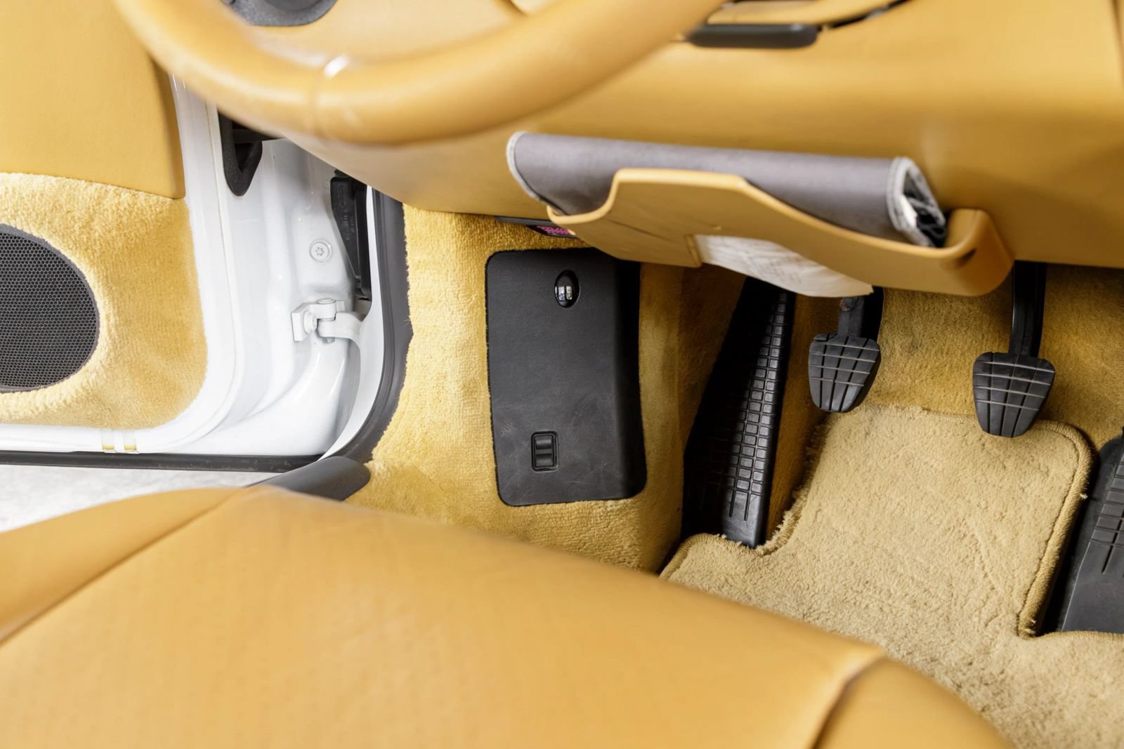 Used 1999 Porsche 911 GT3 RS image 77