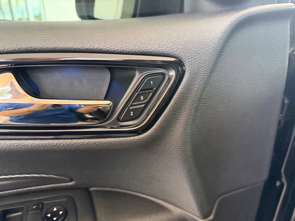Used 2021 Dodge Durango R/T w/ Blacktop Package RWD image 46