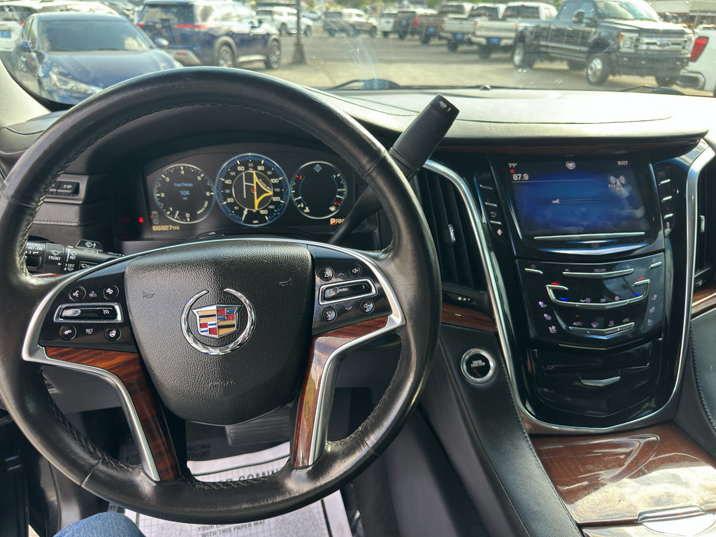 Used 2015 Cadillac Escalade ESV Premium RWD image 11