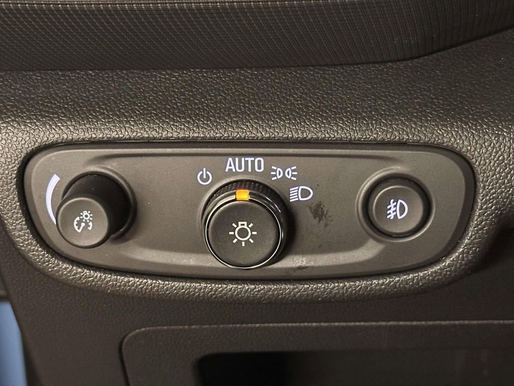 Used 2023 Chevrolet TrailBlazer RS w/ Convenience Package image 22