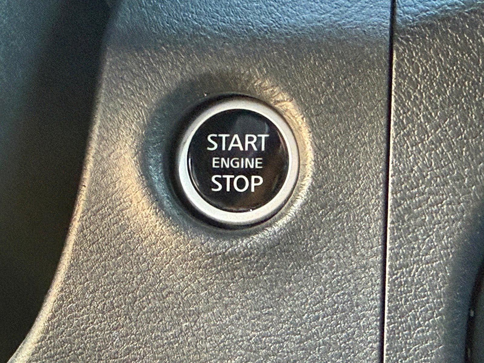 Used 2022 Nissan Frontier S image 25