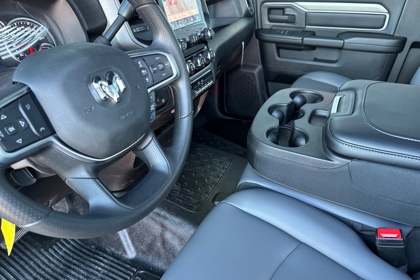 New 2026 RAM 5500 Tradesman w/ Chrome Appearance Group AWD/4WD image 9