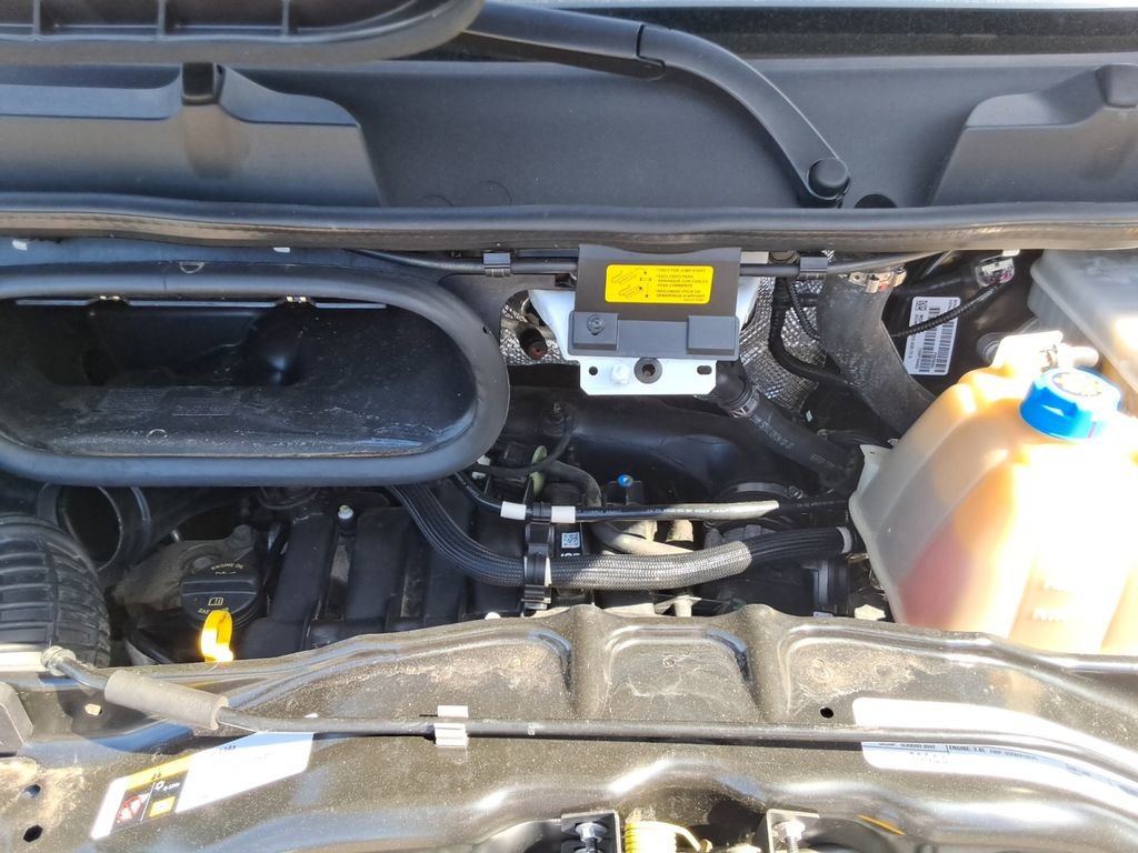 Used 2025 RAM ProMaster 2500 w/ Convenience Group image 19