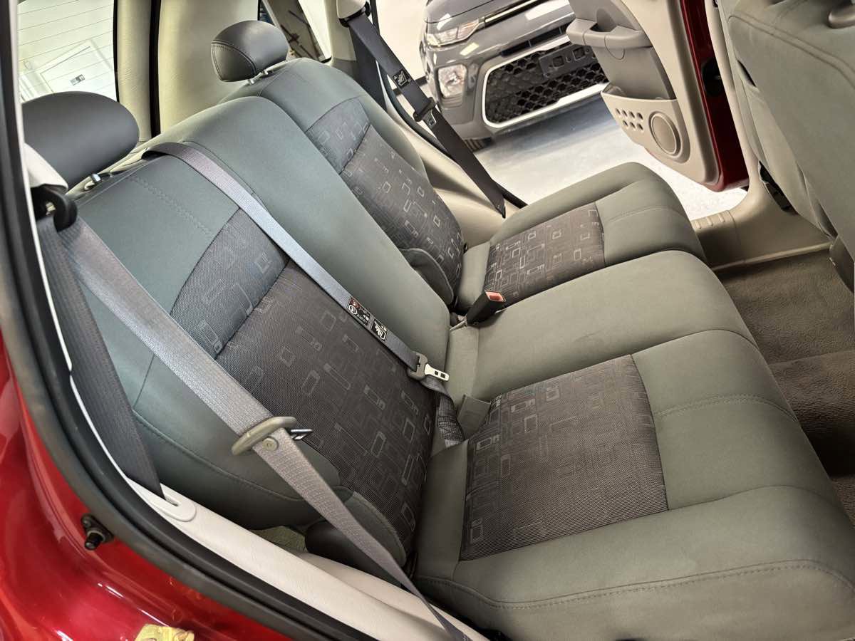 Used 2006 Chrysler PT Cruiser FWD image 22