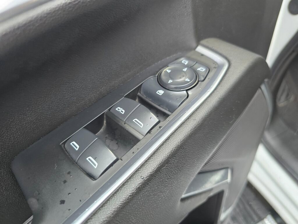 Used 2024 Chevrolet Silverado 3500 LT image 19