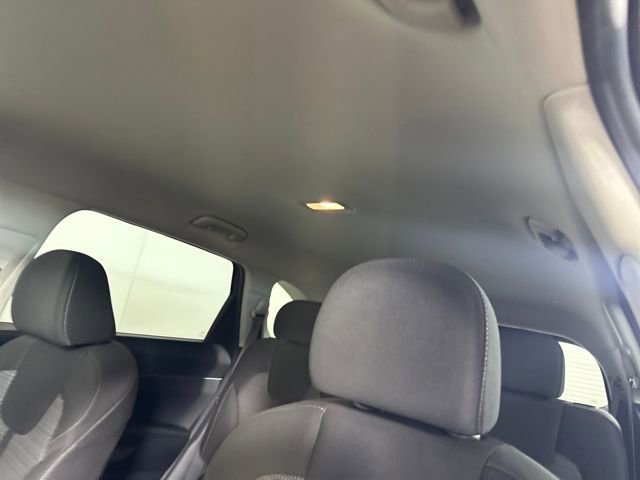 Used 2023 Kia Sorento LX image 12